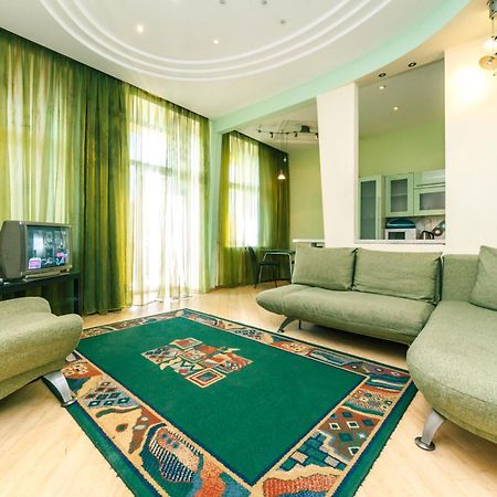 Luxcenterapartment Киев Экстерьер фото